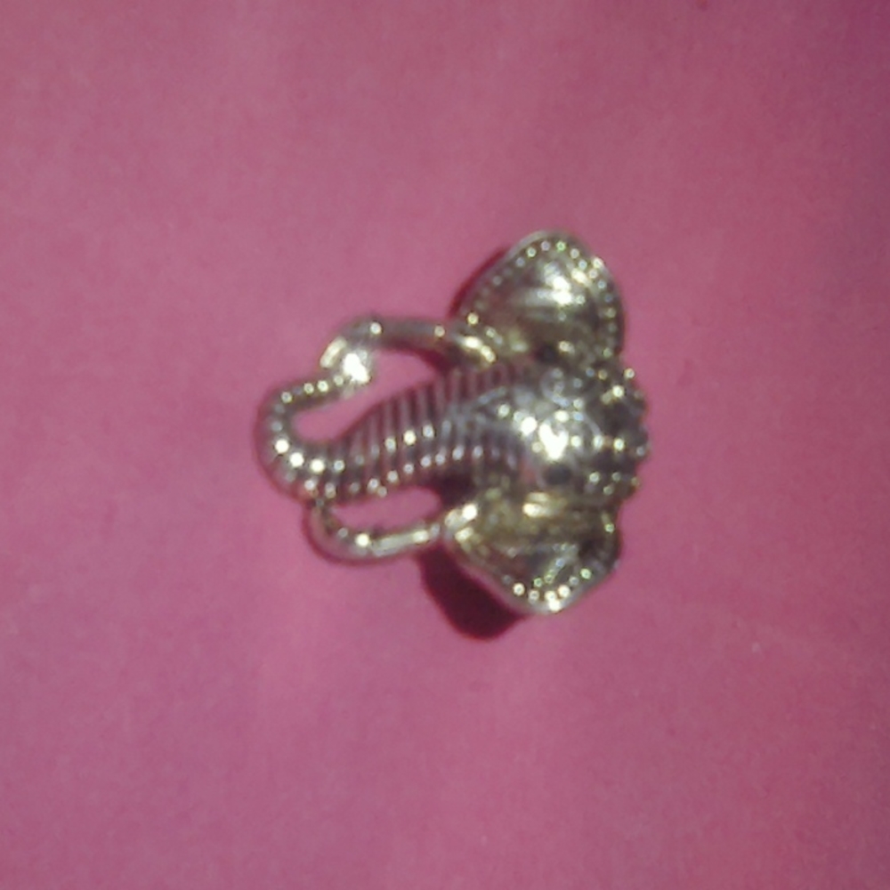 Vintage sterling silver ring